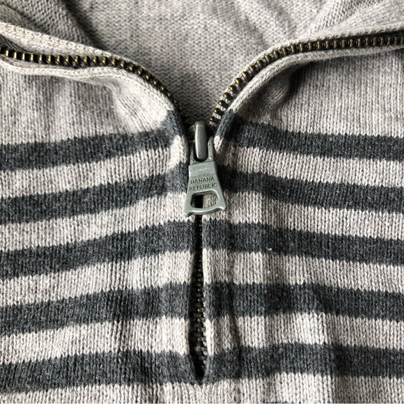 (308) Grey Quarter Zip up Sweater - Picture 3 of 4